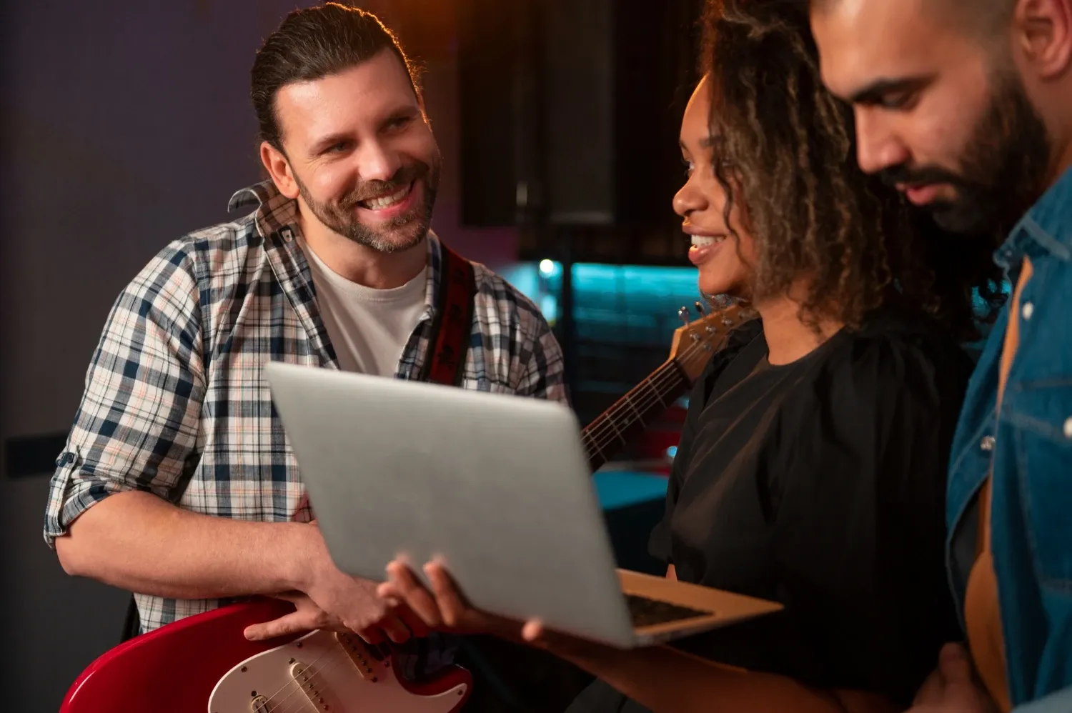 Lifehacks de carregamento sem fio para um carregamento eficiente